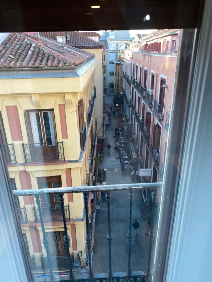 Hostal Alaska Madrid Eksteriør billede