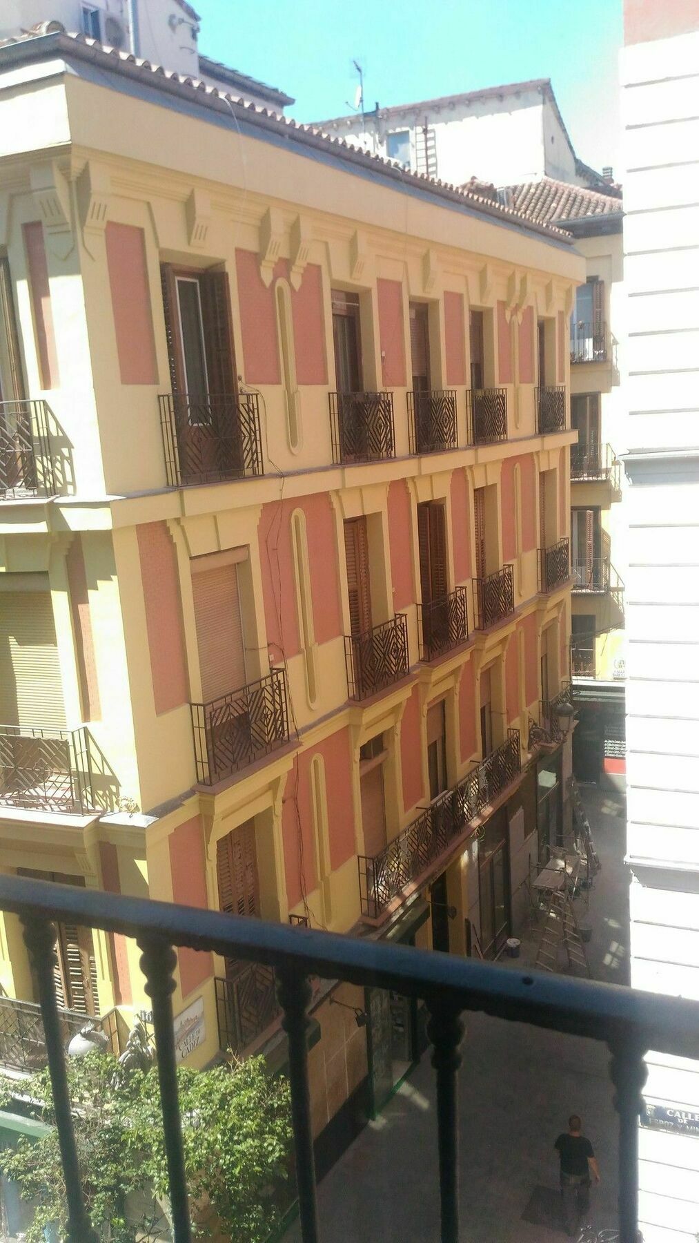 Hostal Alaska Madrid Eksteriør billede