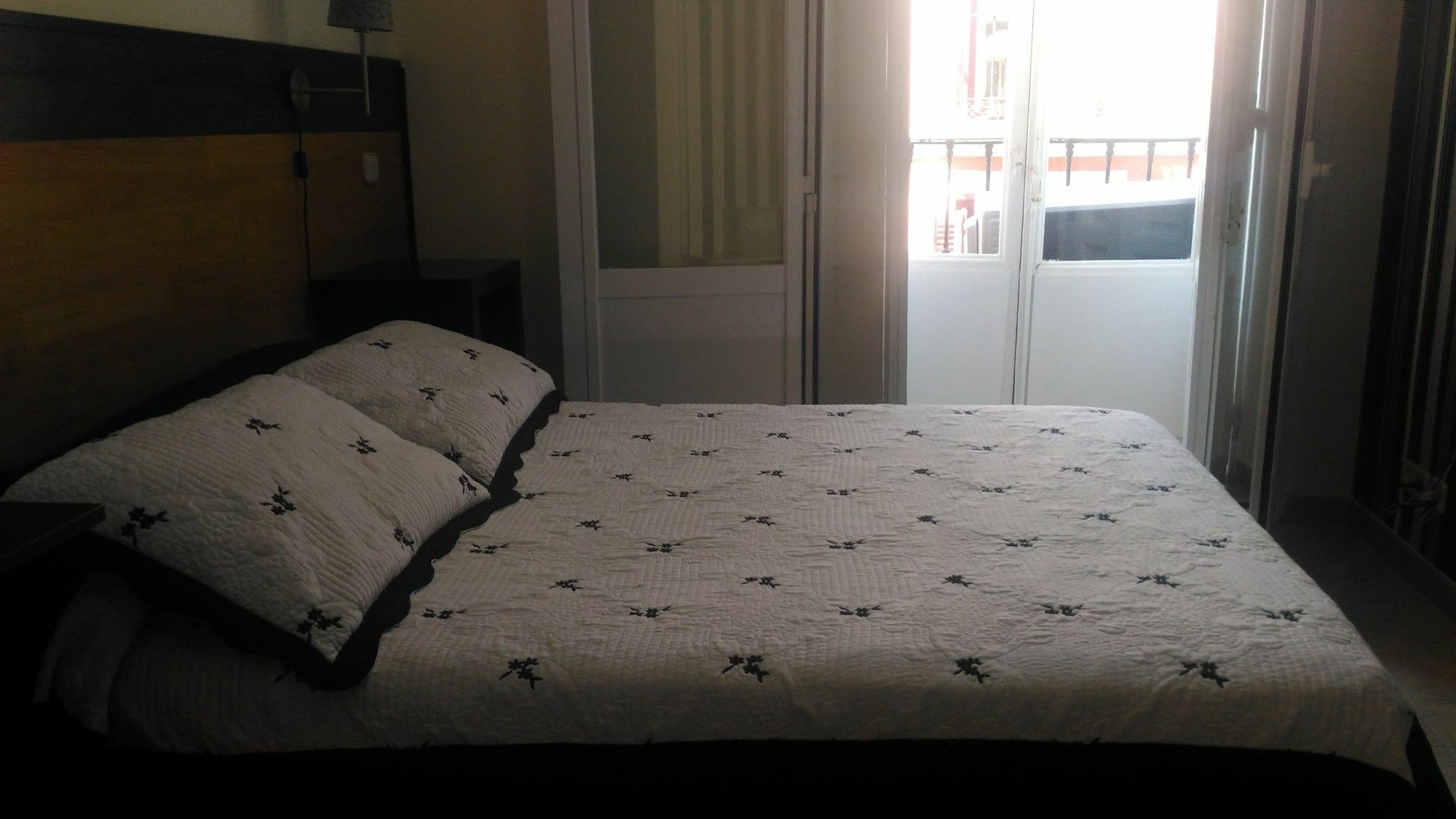 Hostal Alaska Madrid Eksteriør billede