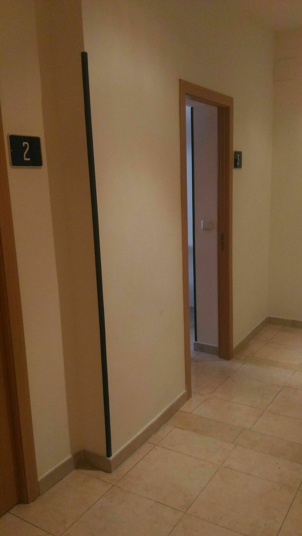 Hostal Alaska Madrid Eksteriør billede