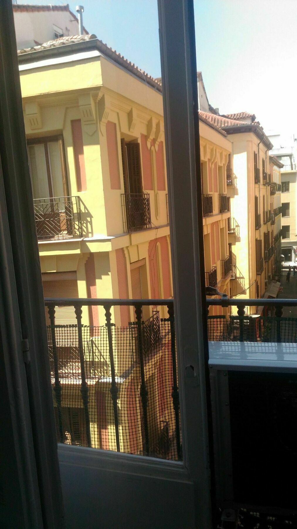 Hostal Alaska Madrid Eksteriør billede